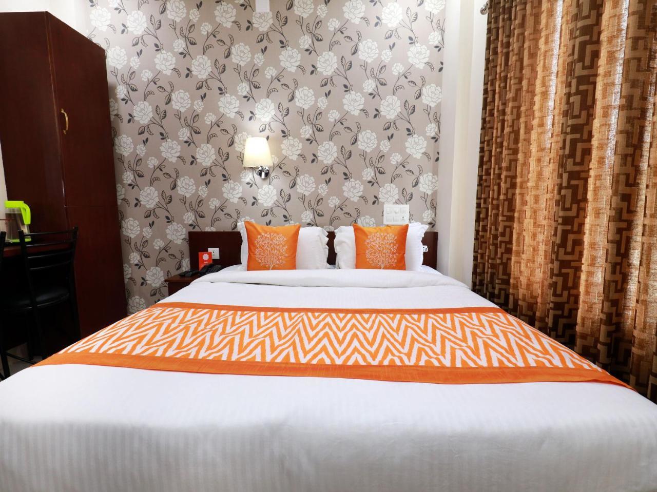 Oyo 6728 Almas Residency Otel Kochi Dış mekan fotoğraf