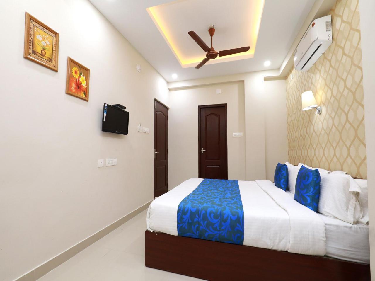 Oyo 6728 Almas Residency Otel Kochi Dış mekan fotoğraf