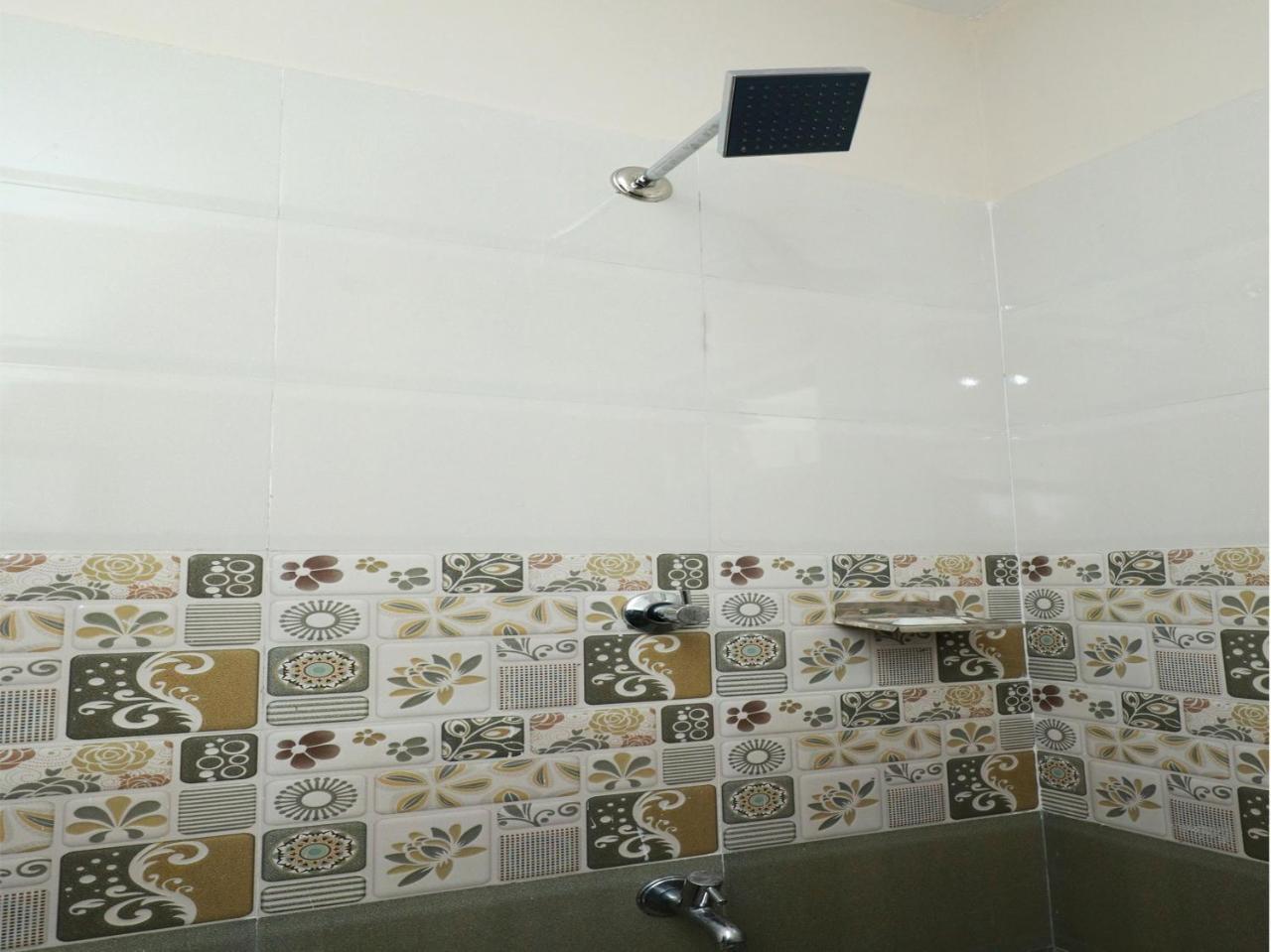 Oyo 6728 Almas Residency Otel Kochi Dış mekan fotoğraf